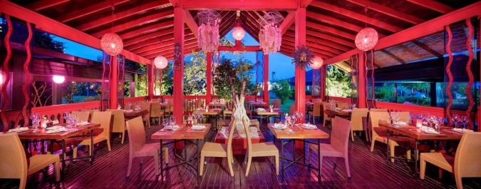 Uzakdoğu A la Carte Restoran